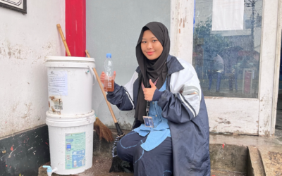 Pengelolaan Sampah Rumah Tangga melalui Tong Komposter Oleh Tim 1 KKN UNDIP 2023/2024